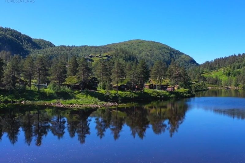 Sageneset Feriesenter Sirdal waterrijke omgeving